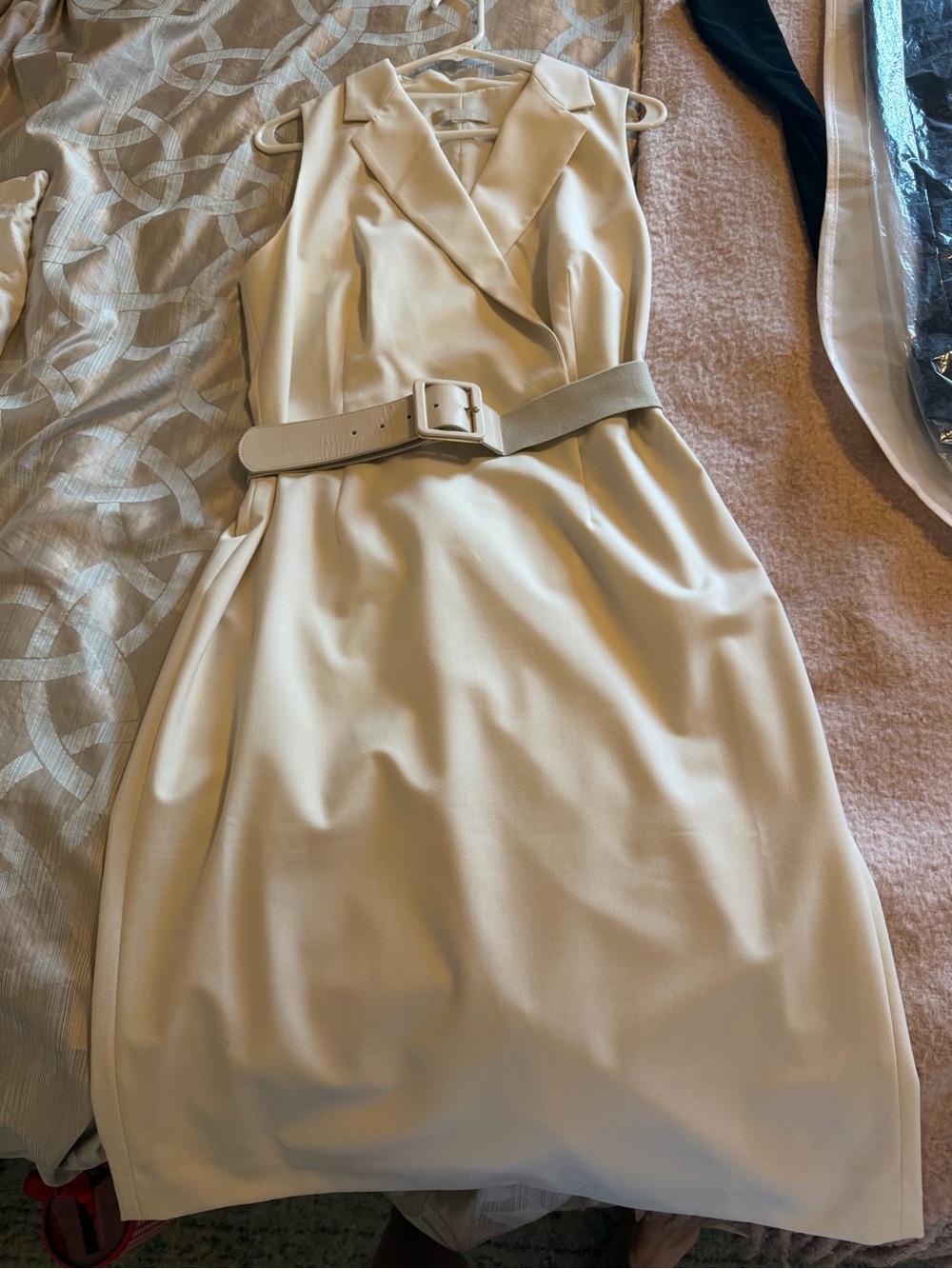 Banana Republic Cream Sleeveless Belted Midi Dress